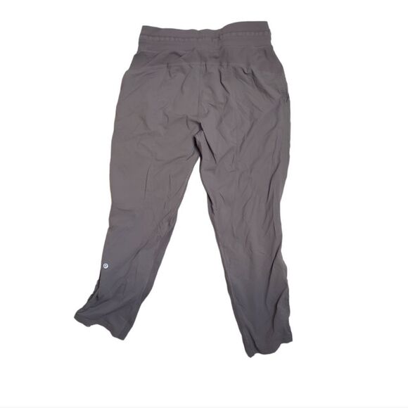 LULULEMON titanium gray dance studio adjustable cuff crop pant 4‎ - Picture 4 of 13